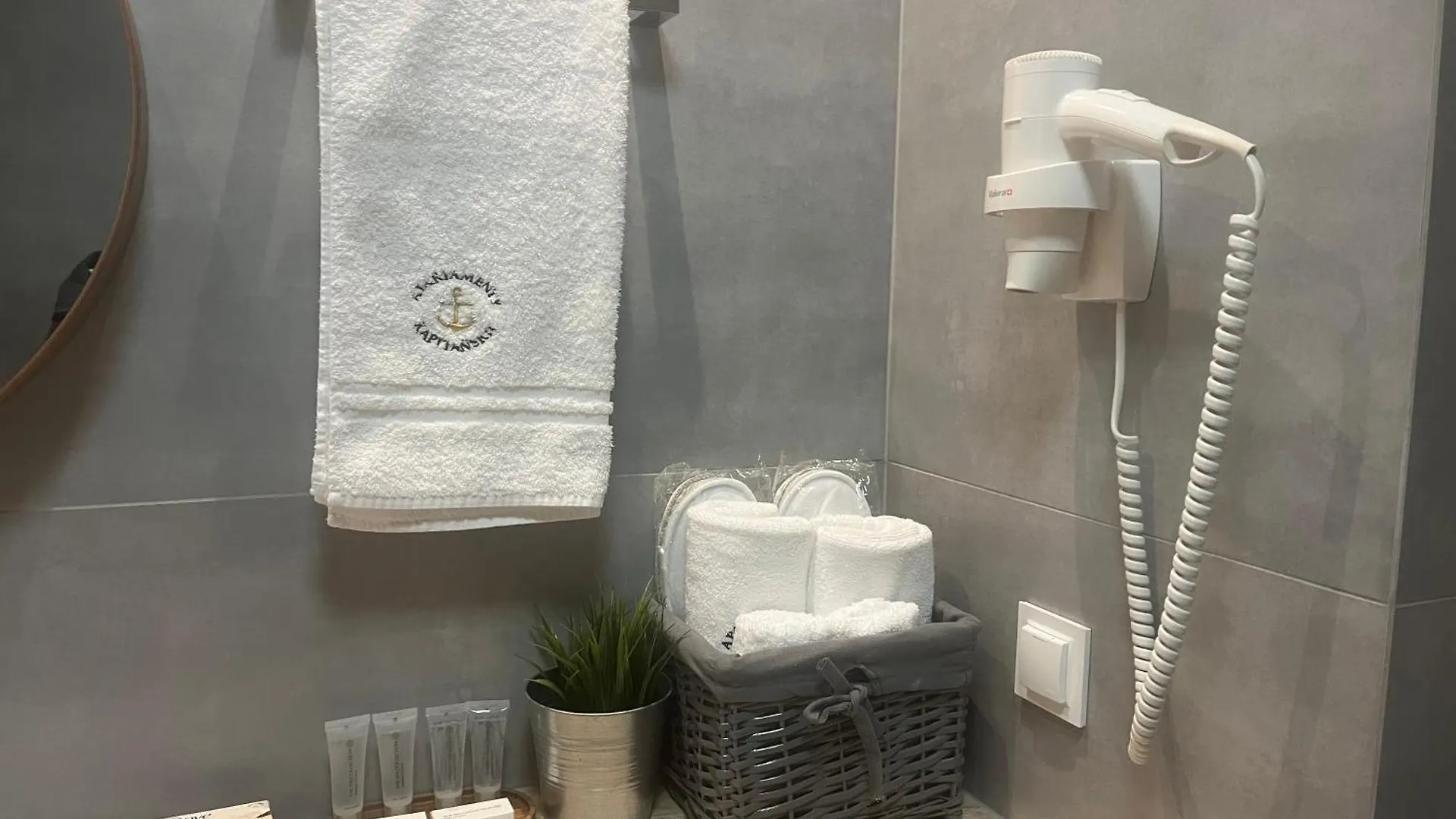 Apartment Apartamenty Kapitanskie Kasprowicza 20B Basen Sauny Jacuzzi Grota Solna Silownia Kolobrzeg Poland