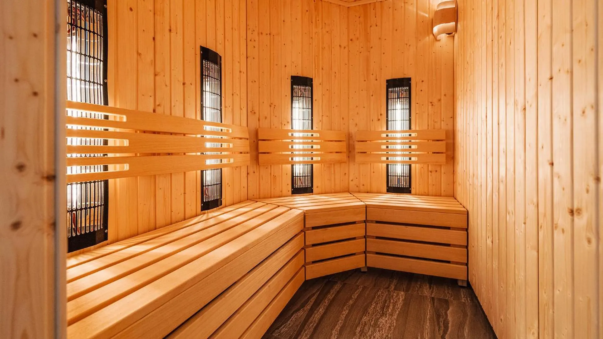 Apartamenty Kapitanskie Kasprowicza 20B Basen Sauny Jacuzzi Grota Solna Silownia Kolobrzeg Apartment