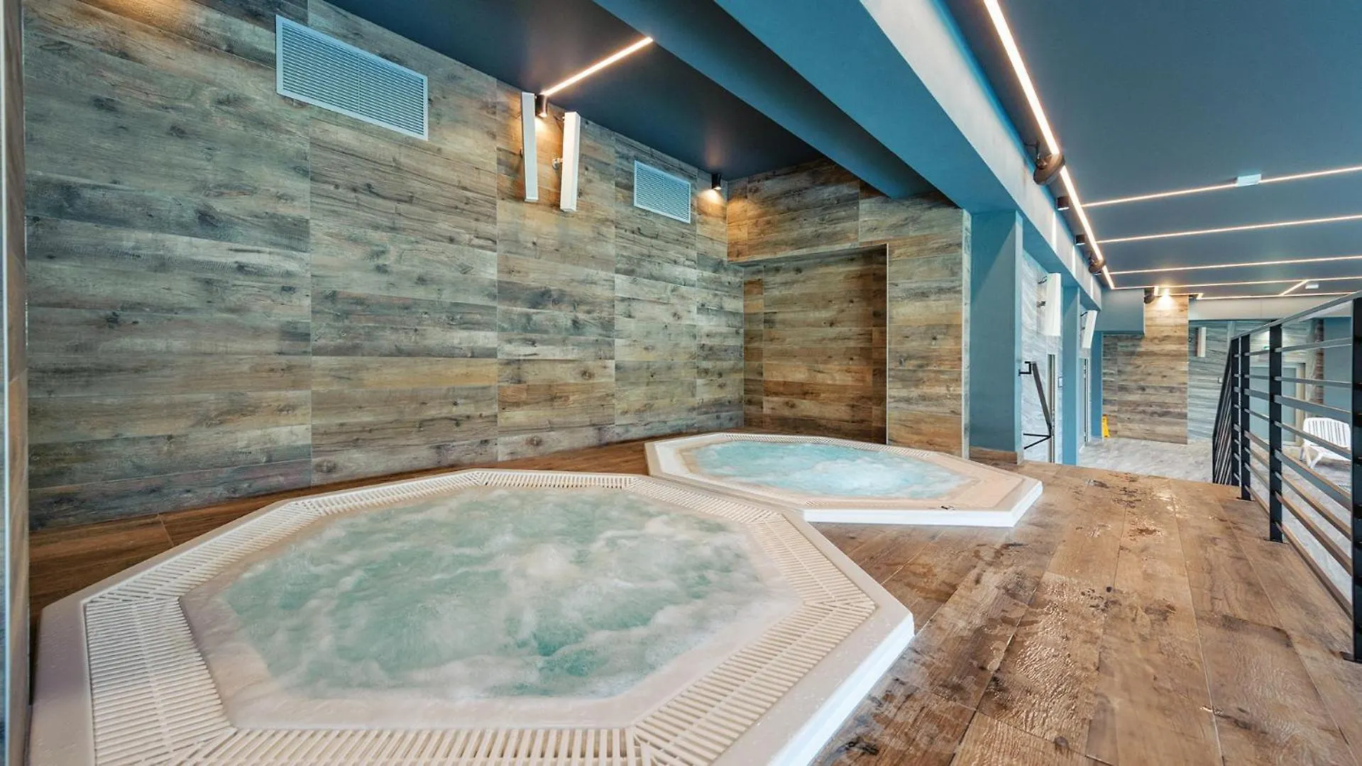 Apartment Apartamenty Kapitanskie Kasprowicza 20B Basen Sauny Jacuzzi Grota Solna Silownia Kolobrzeg